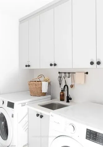 32 Glass Street N/a Bluewater ON N0M 1G0