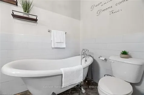 88 Street David Street Goderich ON N7A 1L6