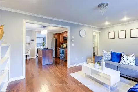 355 Edward Avenue N North Perth ON N4W 1T4