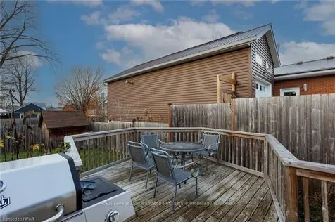 355 Edward Avenue N North Perth ON N4W 1T4