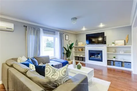 355 Edward Avenue N North Perth ON N4W 1T4