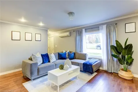 355 Edward Avenue N North Perth ON N4W 1T4