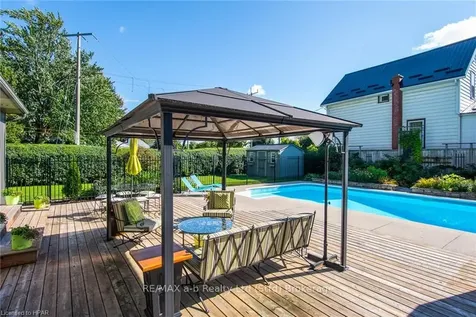 3 Elm Street Stratford ON N5A 1P6