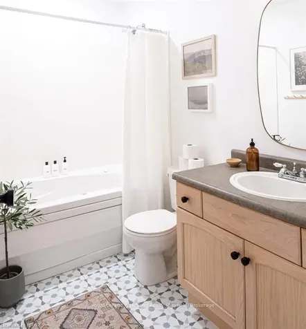 32 Glass Street N/a Bluewater ON N0M 1G0