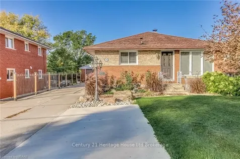 43 Clarke Street N Woodstock ON N4S 7M4