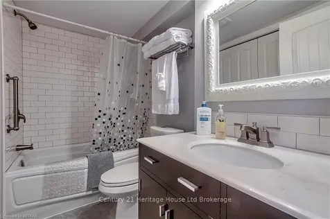 43 Clarke Street N Woodstock ON N4S 7M4