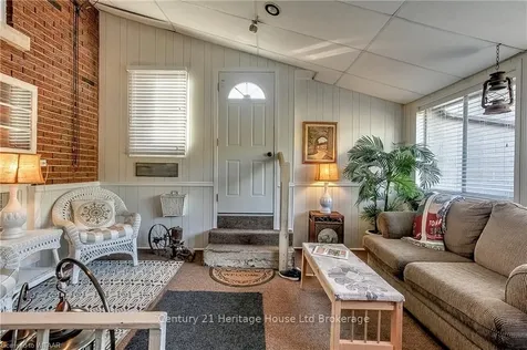 43 Clarke Street N Woodstock ON N4S 7M4