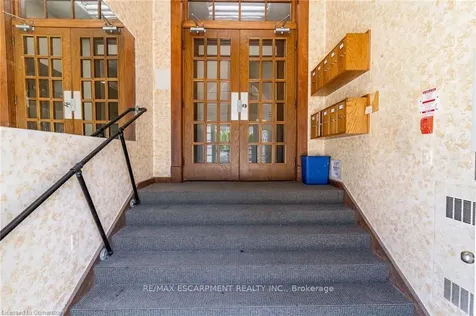 55 Willow Street Brant ON N3L 2K8