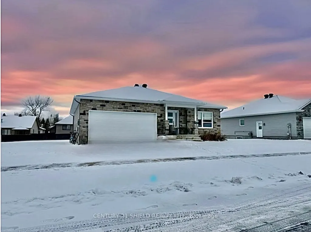 292 Gillis Avenue Cornwall ON K6H 0H7