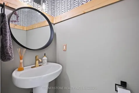 24 Quinn Forest Drive Bracebridge ON P1L 0C8