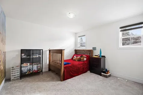 24 Quinn Forest Drive Bracebridge ON P1L 0C8