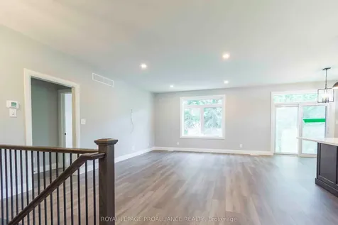 16 Mackenzie John Crescent Brighton ON K0K 1H0