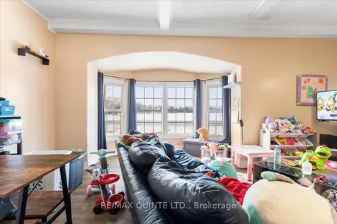 244 Ashley Street Belleville ON K0K 2B0