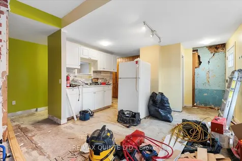 244 Ashley Street Belleville ON K0K 2B0