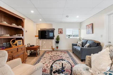 244 Ashley Street Belleville ON K0K 2B0