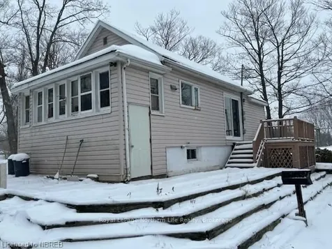 738 Airport Road North Bay ON P1C 1A2