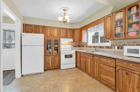 44 Hasler Street Addington Highlands ON K0H 1P0