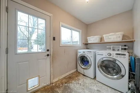 194 Victoria Street Ingersoll ON N5C 2N1