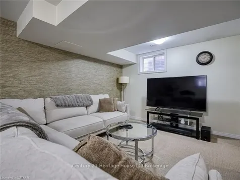 576 Champlain Avenue Woodstock ON N4V 0A6