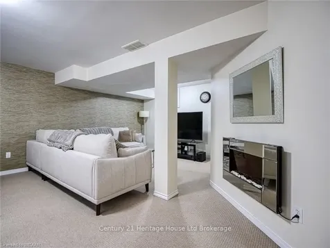 576 Champlain Avenue Woodstock ON N4V 0A6