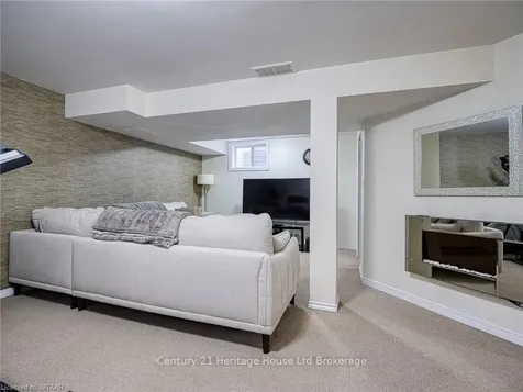 576 Champlain Avenue Woodstock ON N4V 0A6