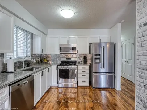 576 Champlain Avenue Woodstock ON N4V 0A6