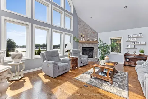 49 Mintens Lane E Georgian Bay ON L0K 1E0