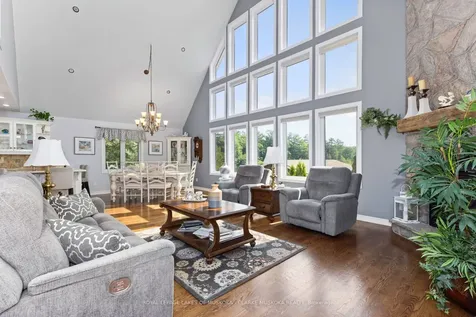 49 Mintens Lane E Georgian Bay ON L0K 1E0