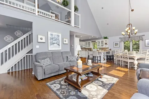 49 Mintens Lane E Georgian Bay ON L0K 1E0