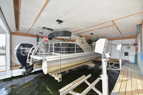 49 Mintens Lane E Georgian Bay ON L0K 1E0