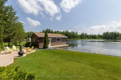 49 Mintens Lane E Georgian Bay ON L0K 1E0