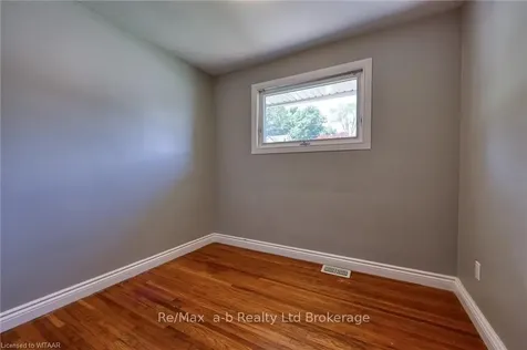 279 Robinson Street Woodstock ON N4S 3B8