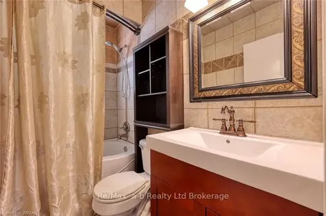 279 Robinson Street Woodstock ON N4S 3B8
