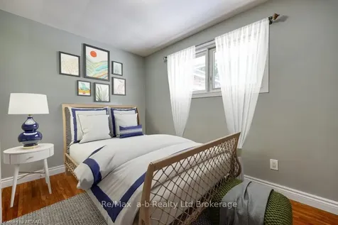 279 Robinson Street Woodstock ON N4S 3B8