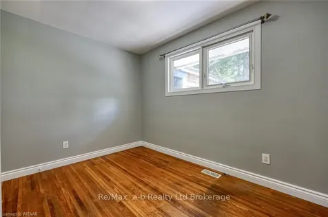 279 Robinson Street Woodstock ON N4S 3B8
