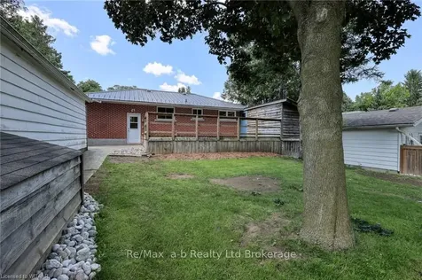 279 Robinson Street Woodstock ON N4S 3B8
