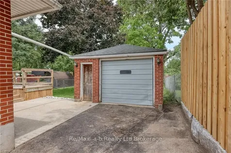 279 Robinson Street Woodstock ON N4S 3B8
