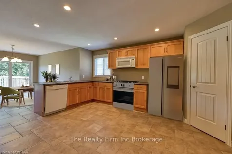 577 Hummingbird Crescent Woodstock ON N4T 0C1