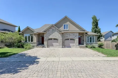 577 Hummingbird Crescent Woodstock ON N4T 0C1