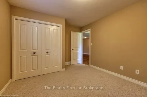 577 Hummingbird Crescent Woodstock ON N4T 0C1
