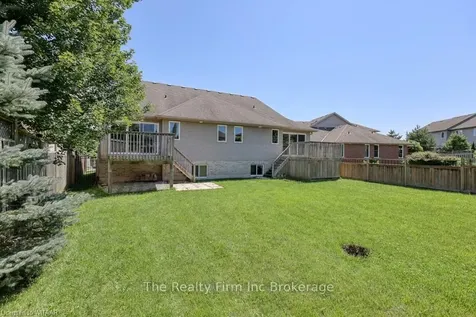 577 Hummingbird Crescent Woodstock ON N4T 0C1