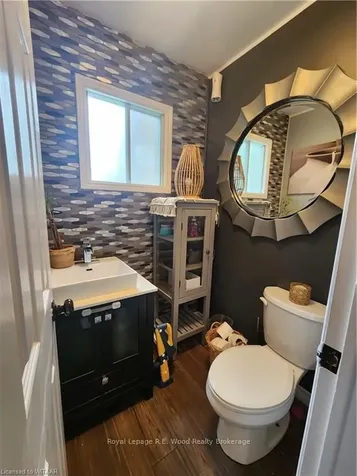 19 Sandhurst Court Brantford ON N3R 7G4