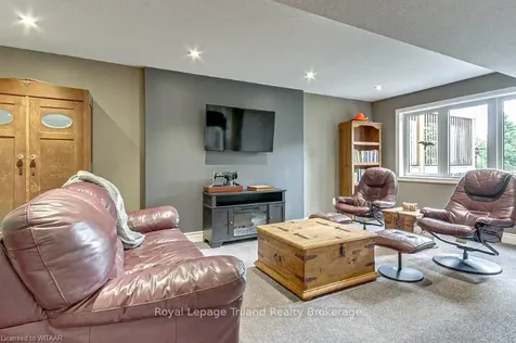 233 Wedgewood Drive Woodstock ON N4T 0J1