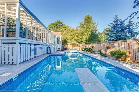 17 Gardiner Place Woodstock ON N4S 8J1