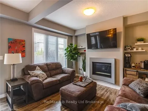 186 Wedgewood Drive Woodstock ON N4T 0K1