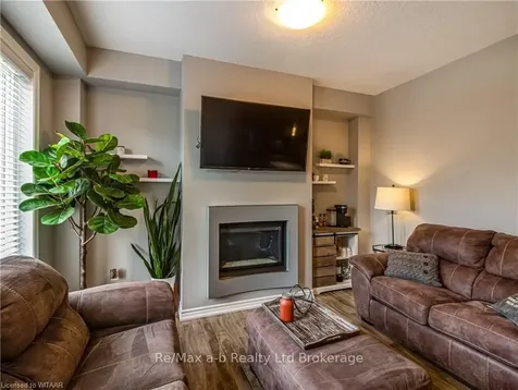 186 Wedgewood Drive Woodstock ON N4T 0K1
