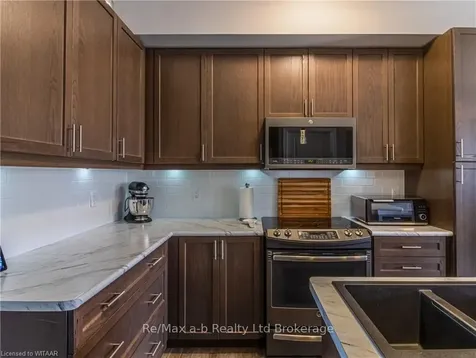186 Wedgewood Drive Woodstock ON N4T 0K1