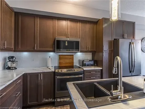 186 Wedgewood Drive Woodstock ON N4T 0K1