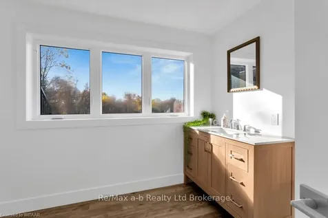 15 Cornwell Crescent Norwich ON N0J 1P0
