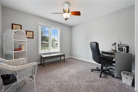 69 Glendale Drive Tillsonburg ON N4G 1J6